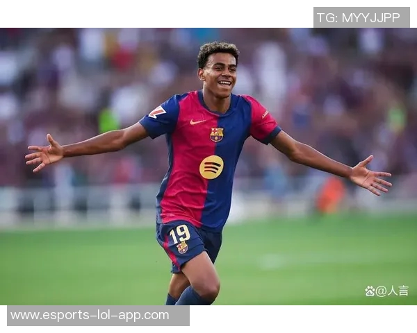 全球百大足球球星传记精选 领略传奇球员背后的成长与荣耀